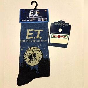 Universal Studios Bundle E.T. Socks & Kwik-E-Mart Pin NEW